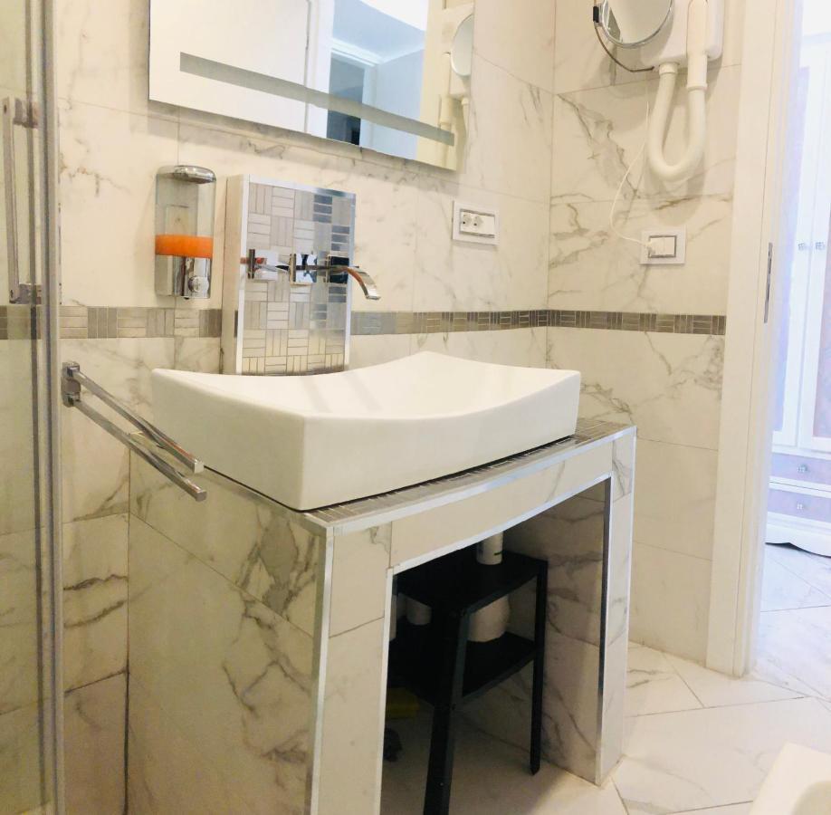 Parisa Suite โรม ภายนอก รูปภาพ